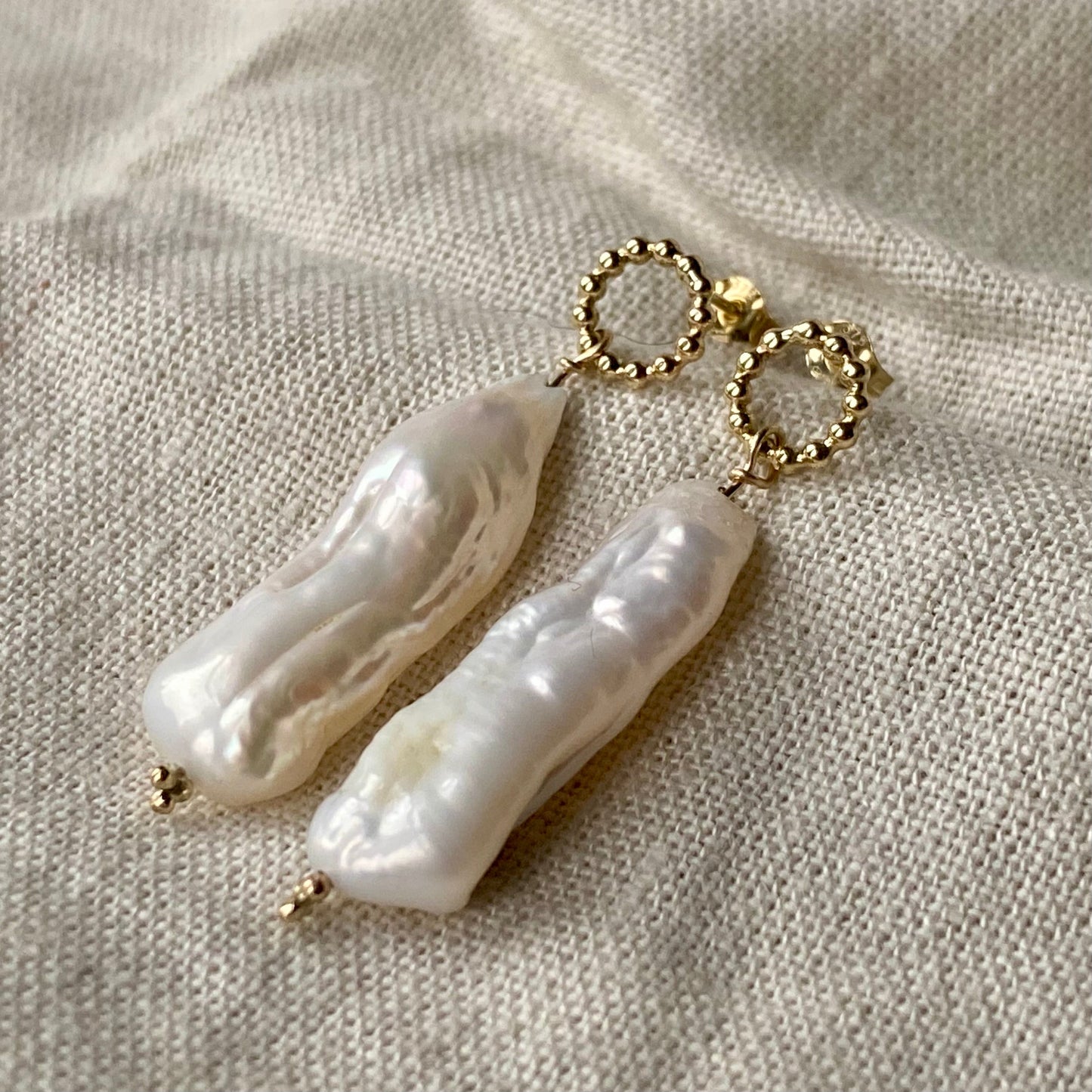 New - Solid 9ct Yellow Gold Biwa pearl drops NM47