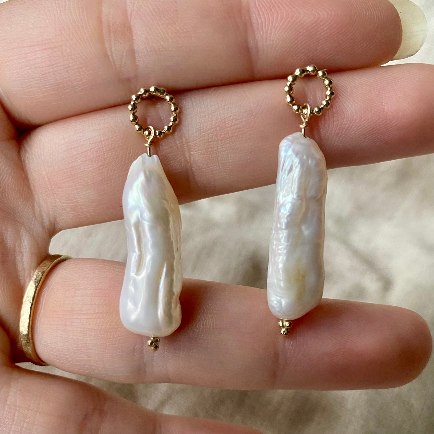 New - Solid 9ct Yellow Gold Biwa pearl drops NM47