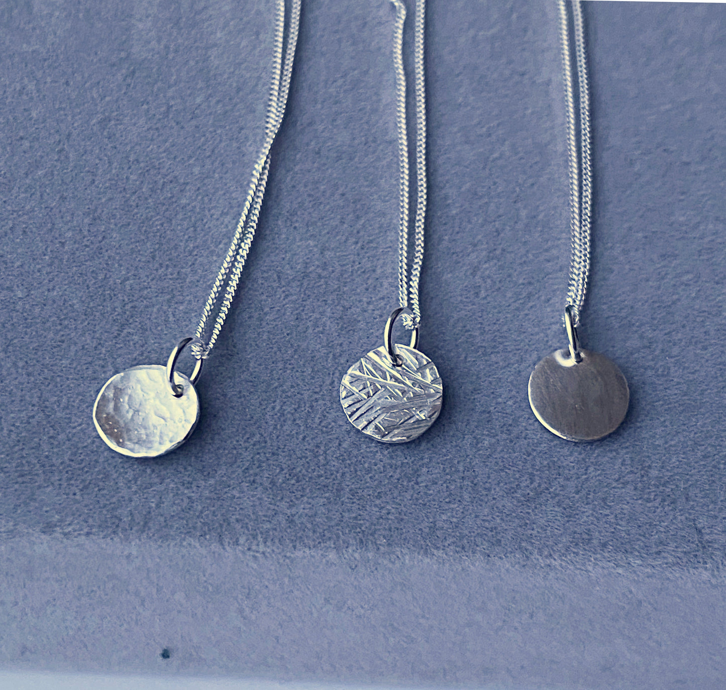 Silver disc necklace NM47