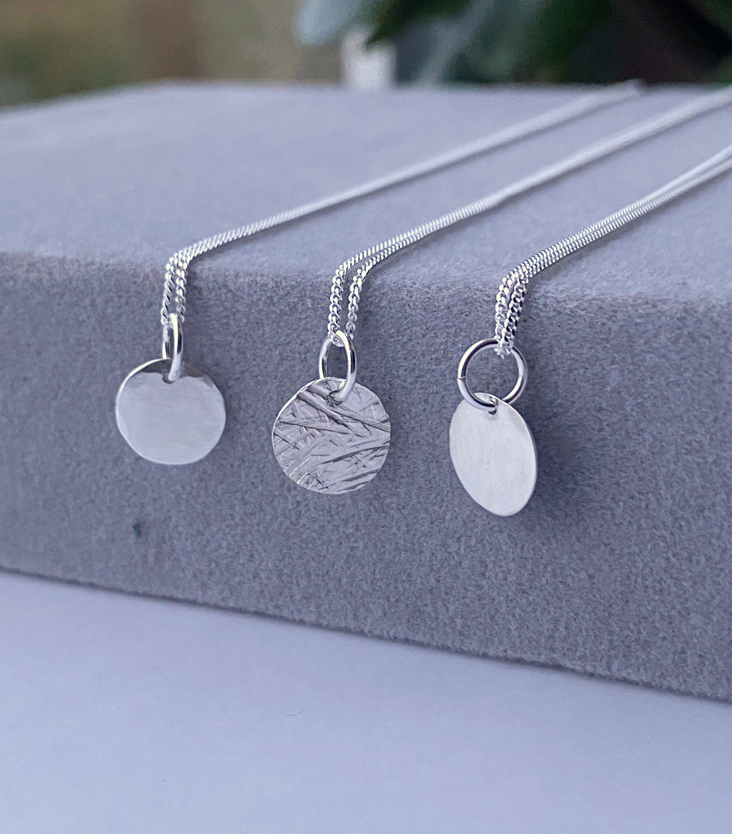 Silver disc necklace NM47