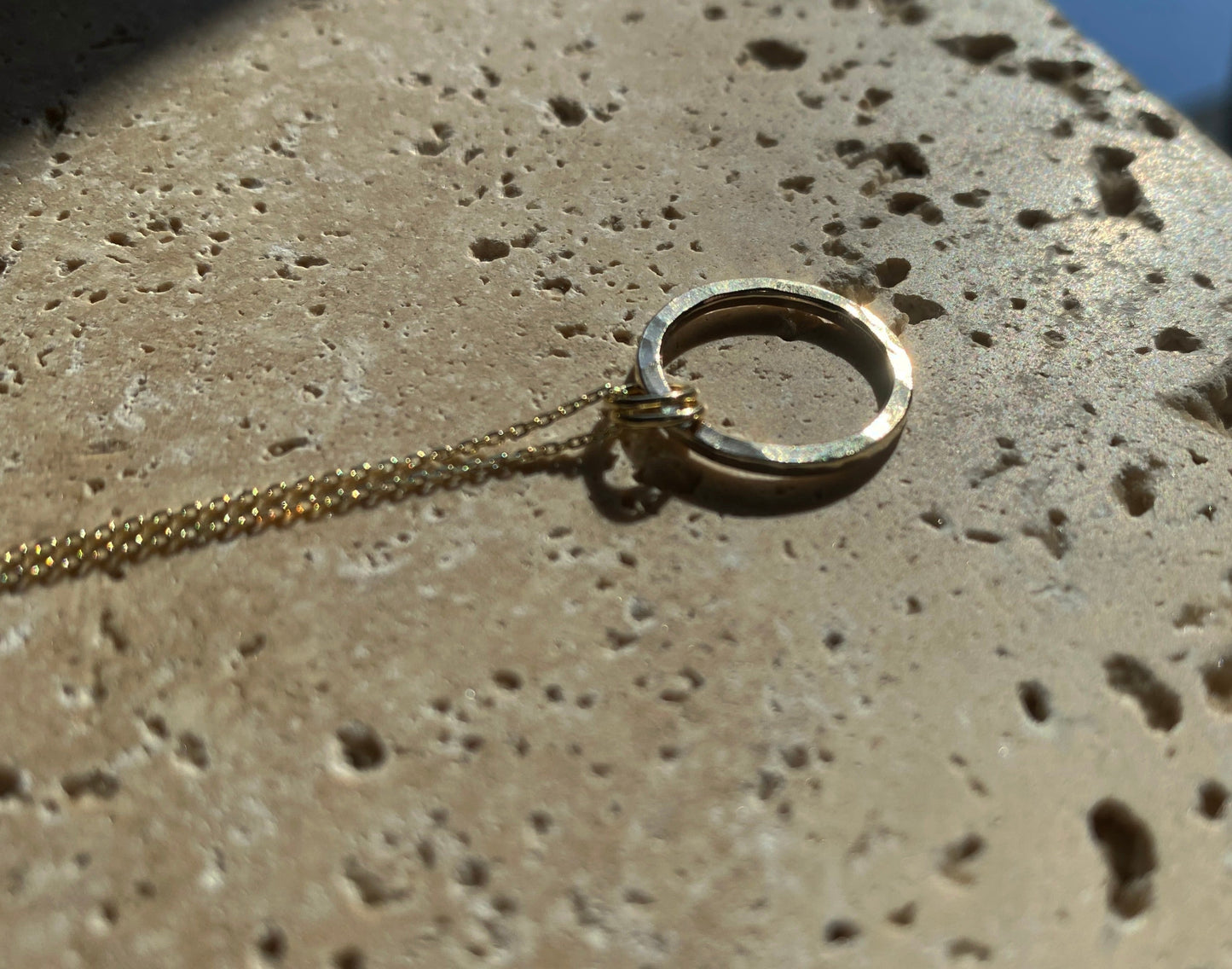 Solid 9ct Yellow Gold Hoop Necklace NM47