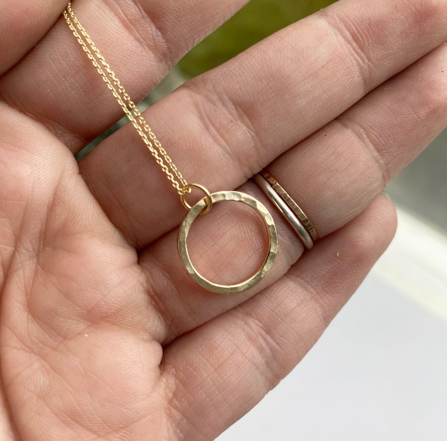 Solid 9ct Yellow Gold Hoop Necklace NM47