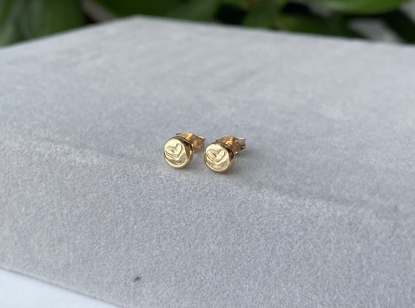 Solid 9ct yellow gold recycled heart nugget studs NM47