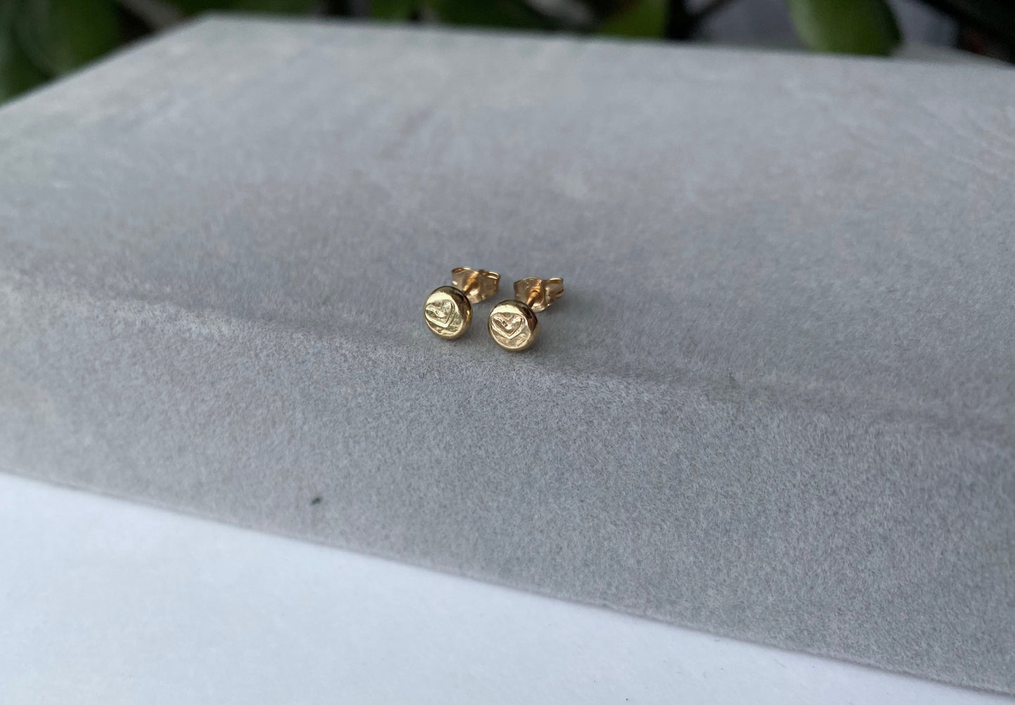 Solid 9ct yellow gold recycled heart nugget studs NM47