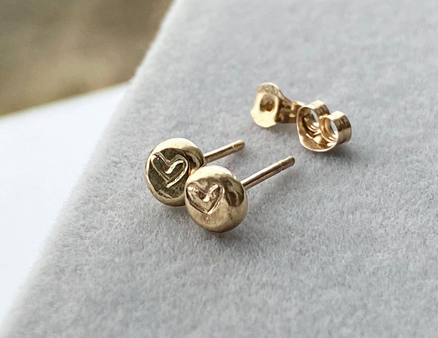 Solid 9ct yellow gold recycled heart nugget studs NM47