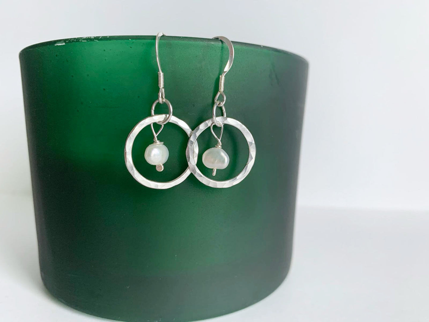 Pearl and silver earrings NM47