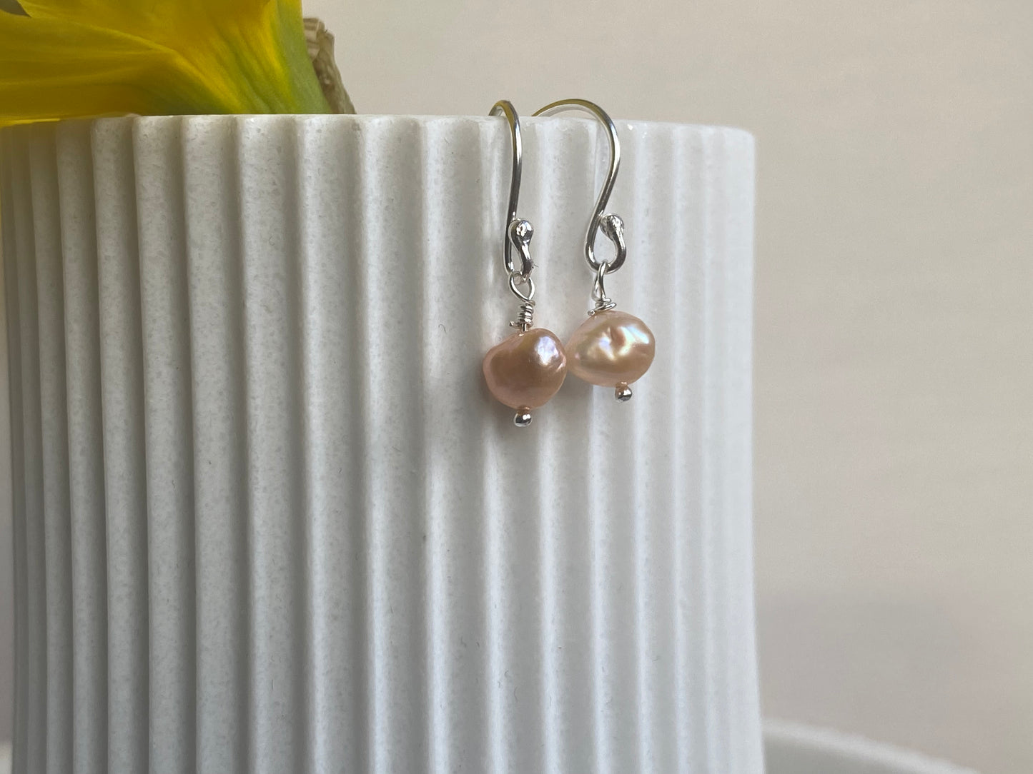 Peach Pearl earrings NM47