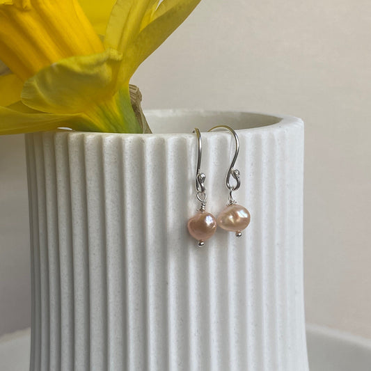 Peach Pearl earrings NM47