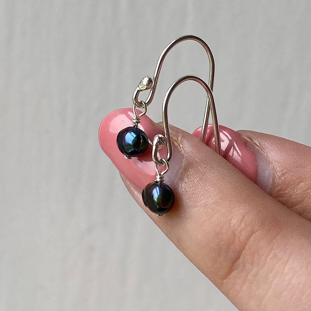 Peacock Pearl Drops NM47