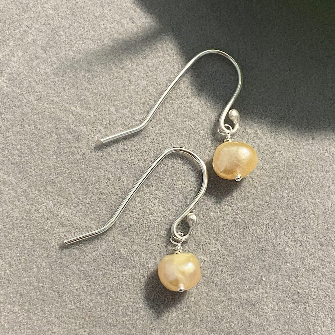 Peach Pearl earrings NM47
