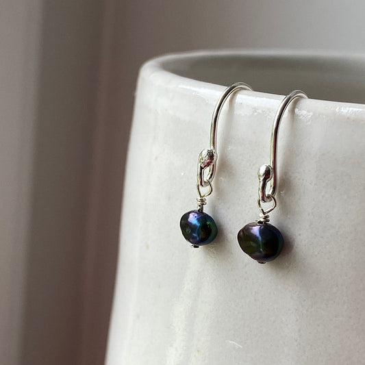 Peacock Pearl Drops NM47