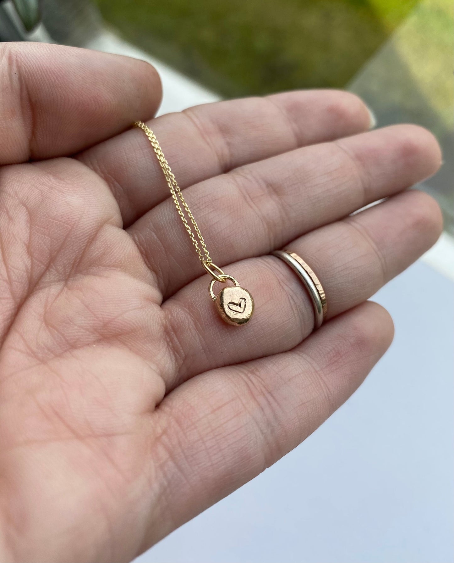 Solid 9ct yellow gold nugget necklace - heart NM47