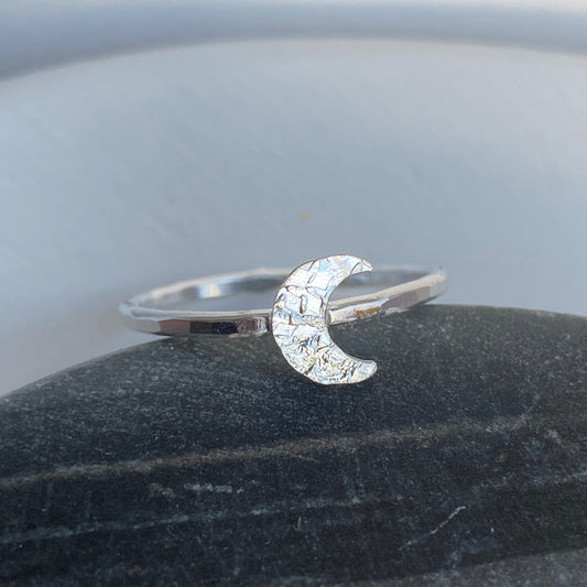 Luna Crescent Stacking Ring - Solo