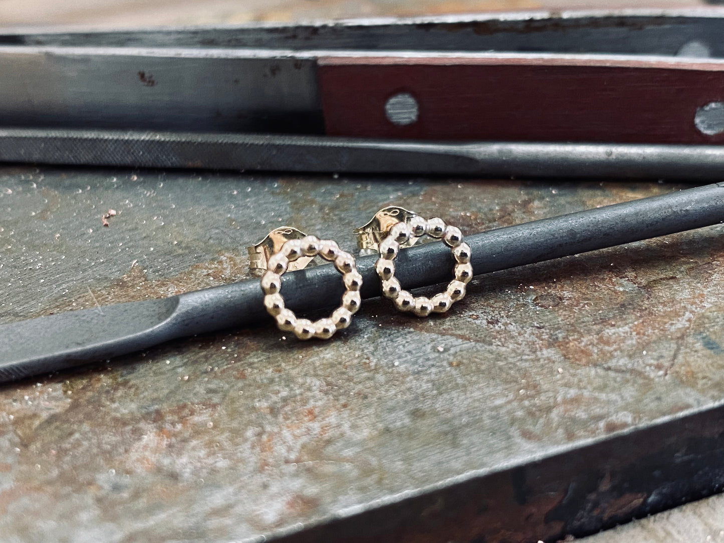 Simple beaded studs - flowery NM47