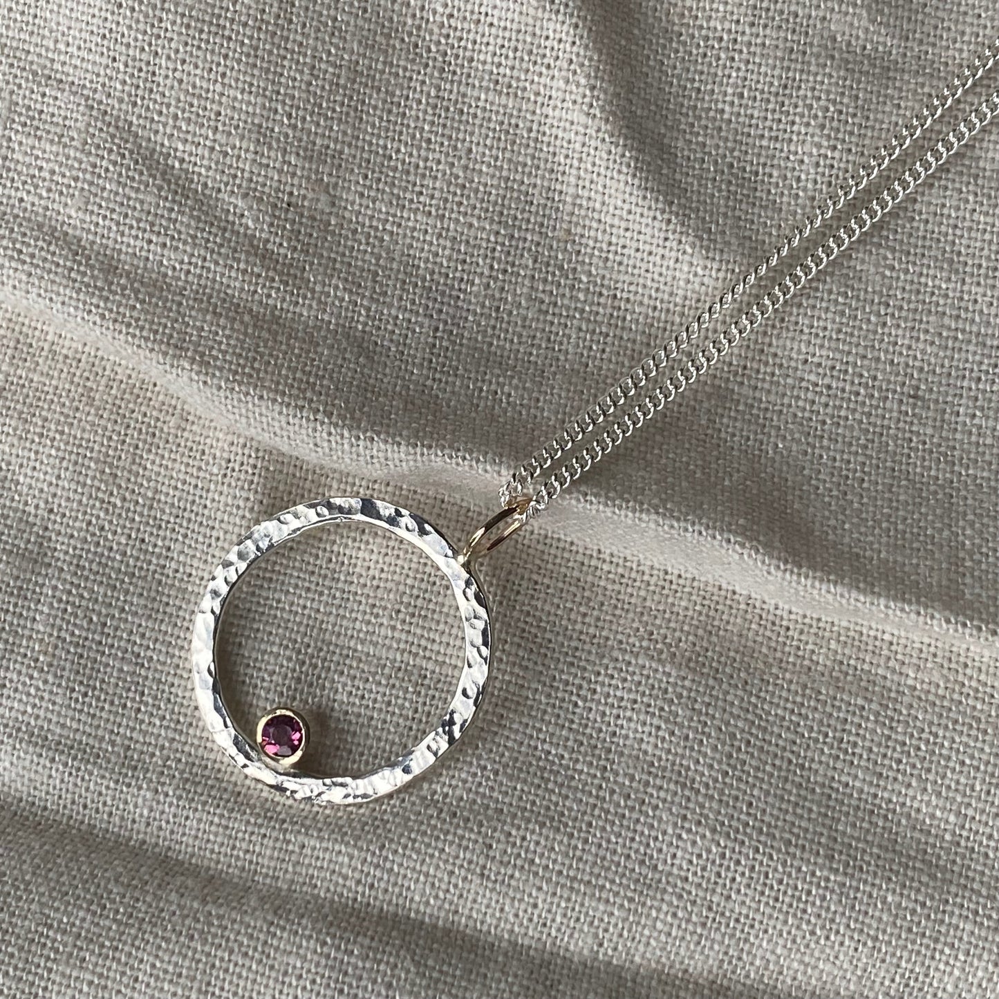 New - Rhodilite Garnet dual tone sparkle necklace NM47