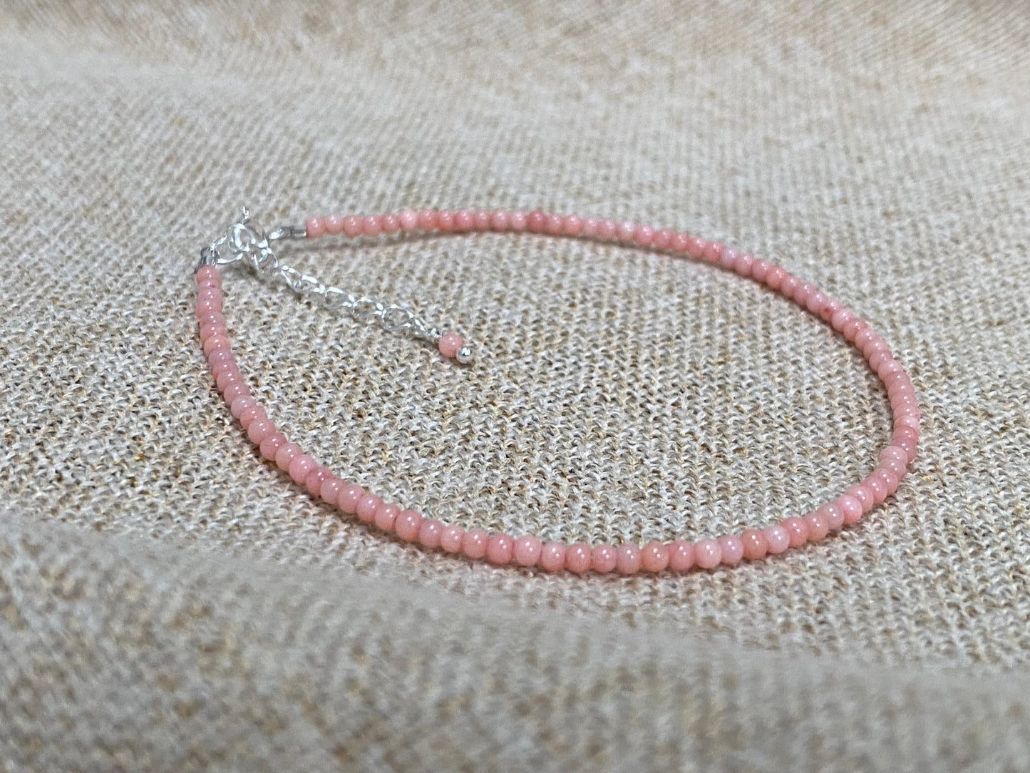 Gemstone beaded bracelet - Coral NM47