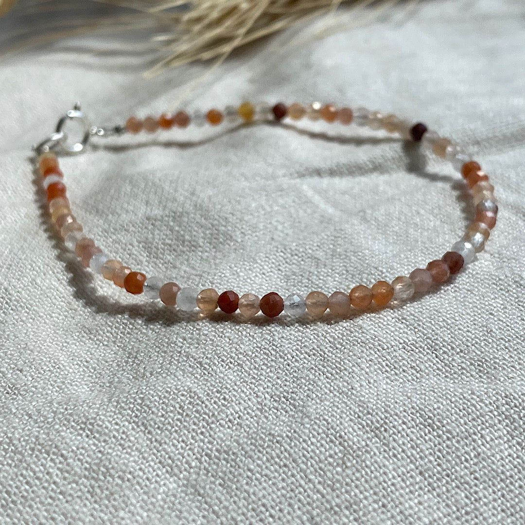 Gemstone beaded bracelet - Carnelian NM47