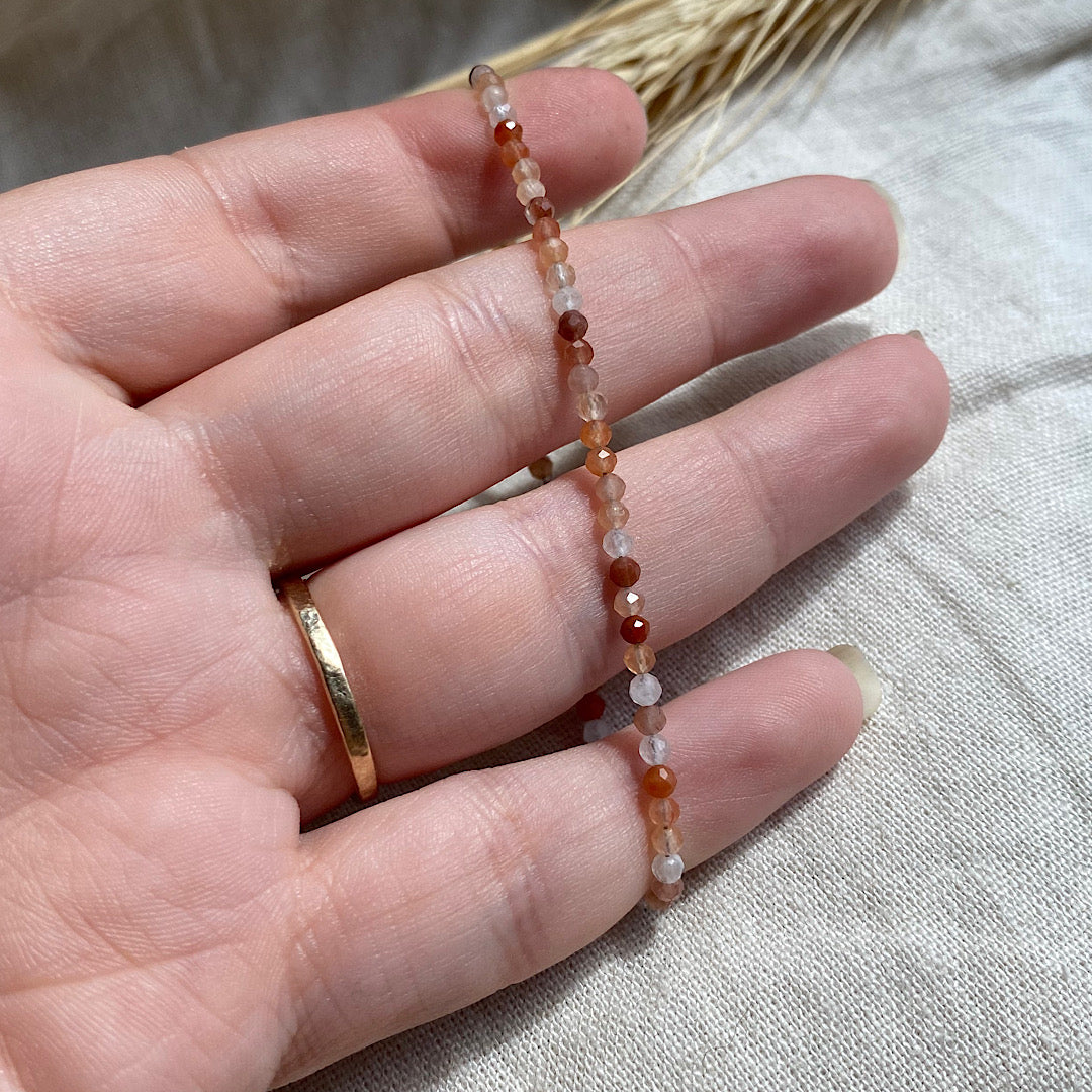 Gemstone beaded bracelet - Carnelian NM47