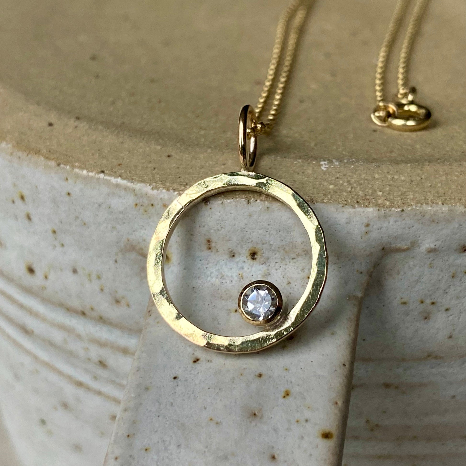 New - Solid 9ct Yellow Gold and White Topaz sparkle necklace NM47