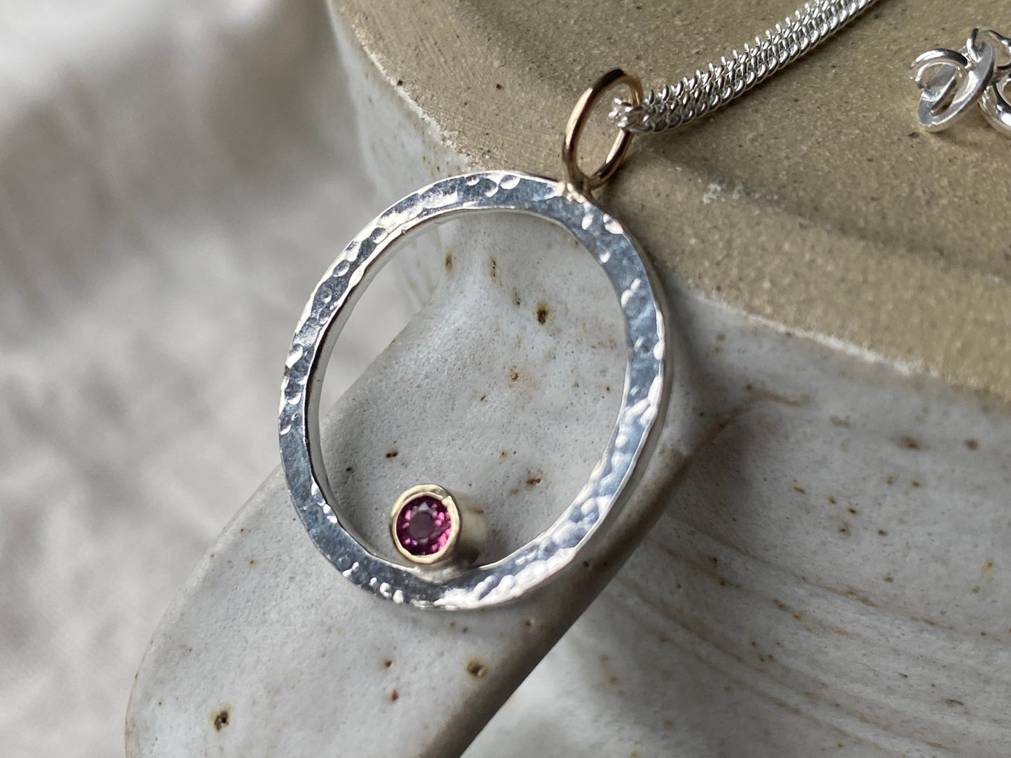 New - Rhodilite Garnet dual tone sparkle necklace NM47