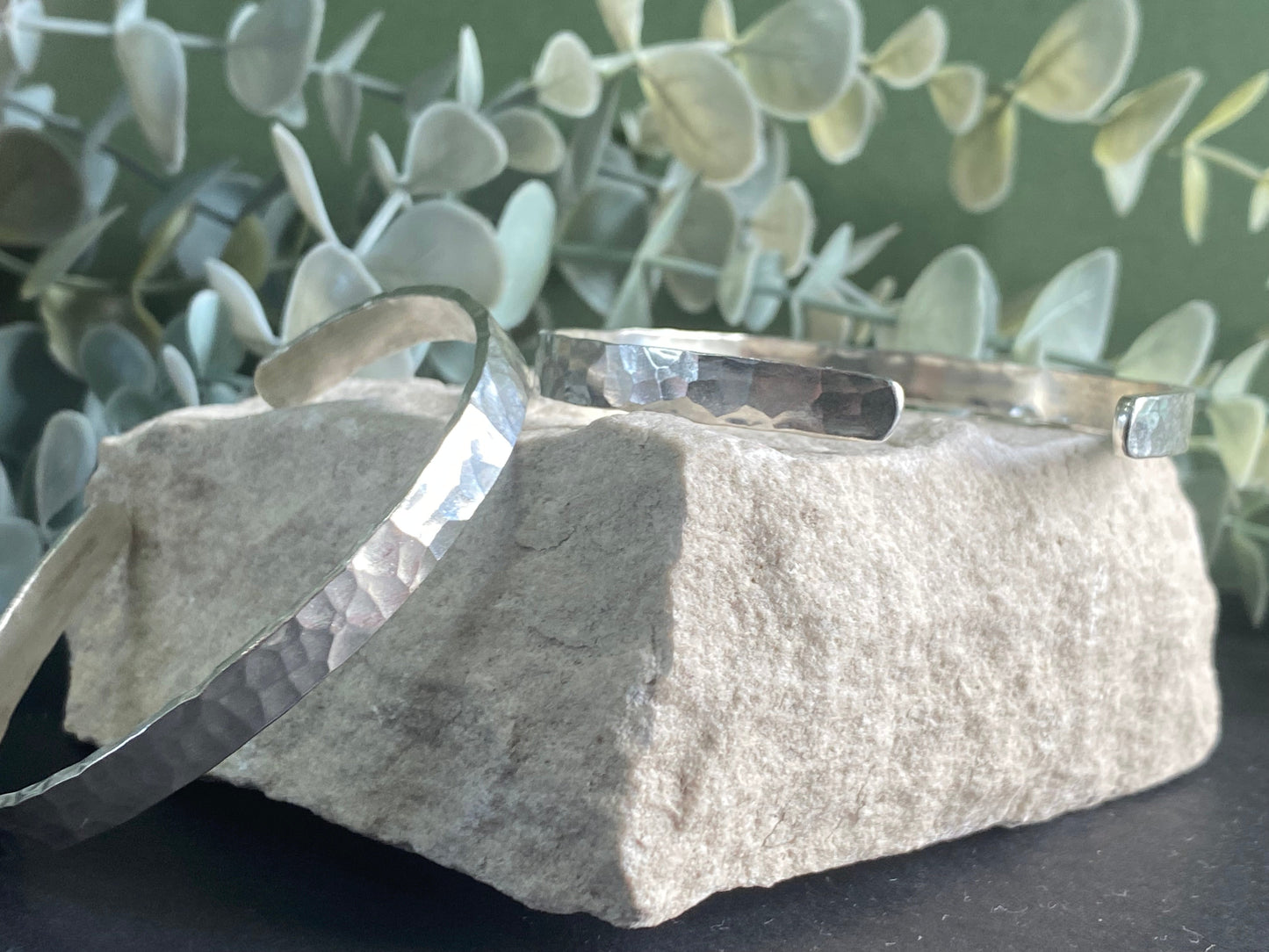 Solid silver cuff NM47
