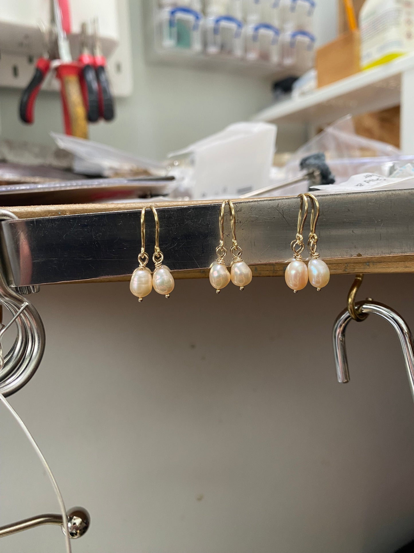 Peach Pearl Earrings - 9ct yellow gold NM47