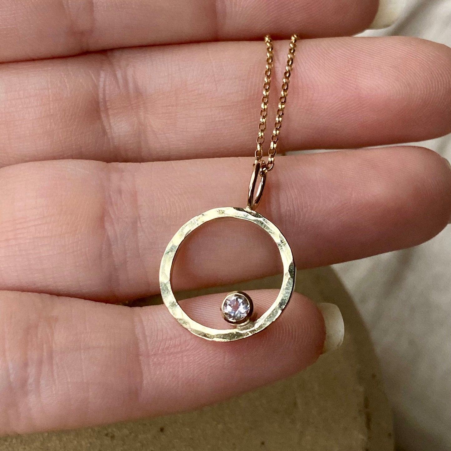 New - Solid 9ct Yellow Gold and White Topaz sparkle necklace NM47