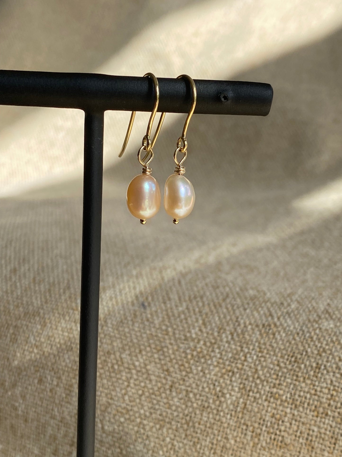 Peach Pearl Earrings - 9ct yellow gold NM47