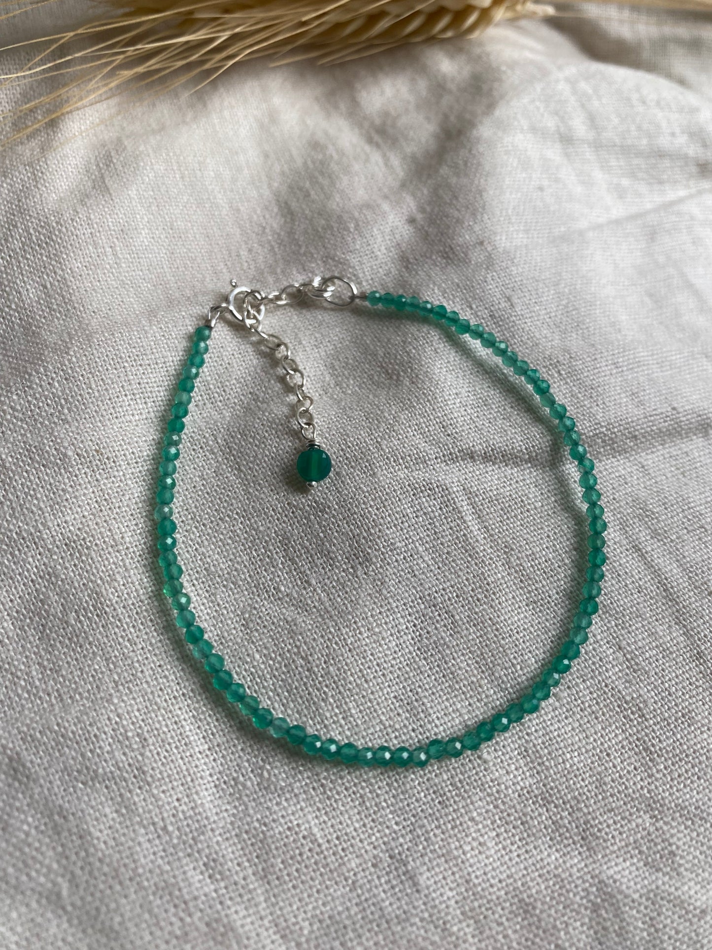 Gemstone beaded bracelet- Green Onyx - July alt birthstone NM47