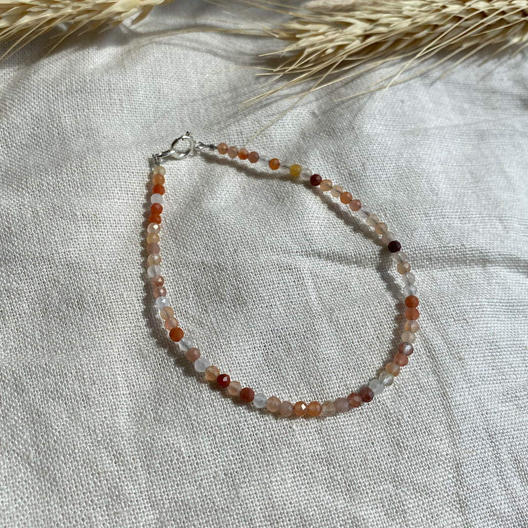 Gemstone beaded bracelet - Carnelian NM47