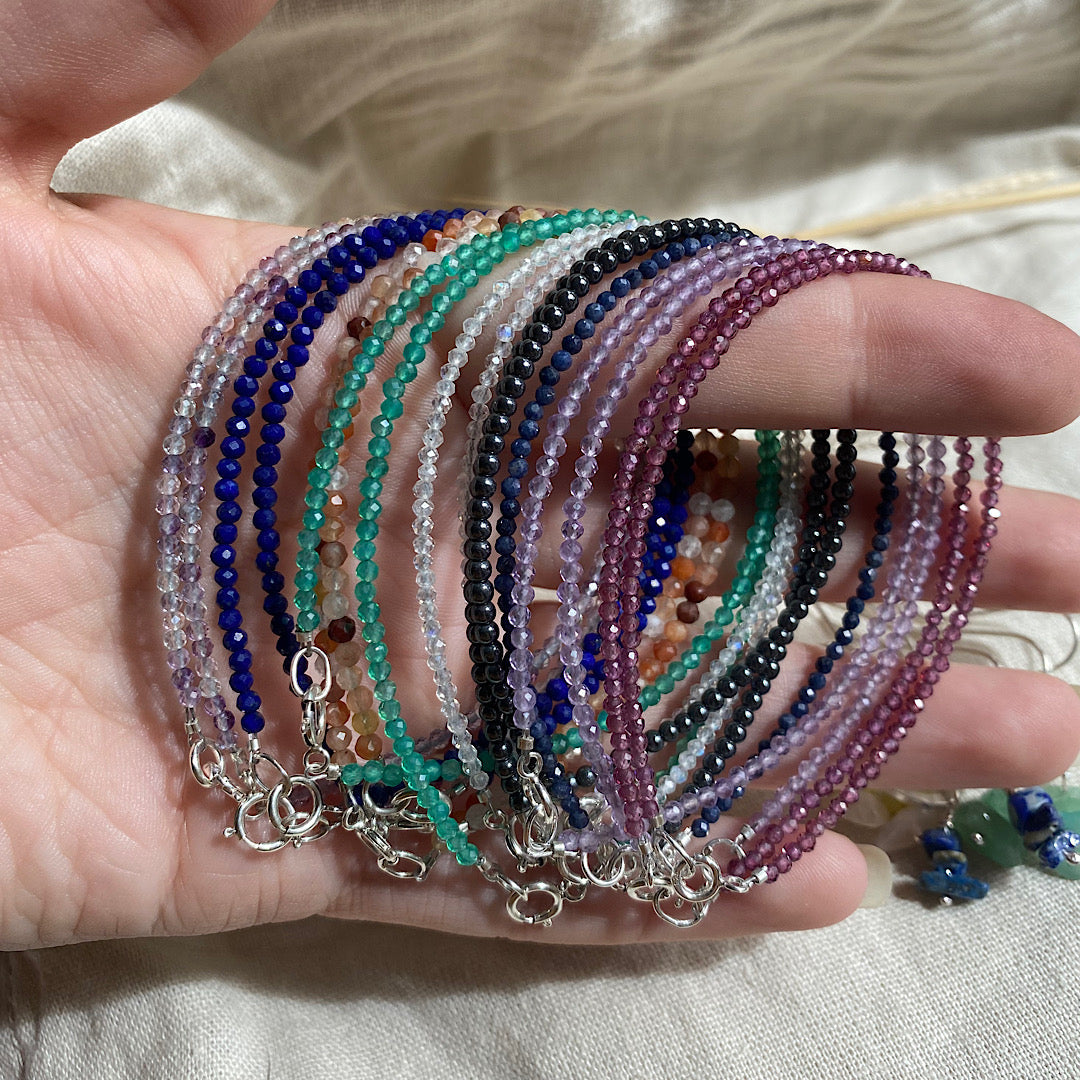 Gemstone beaded bracelet - Amethyst - February birthstone NM47