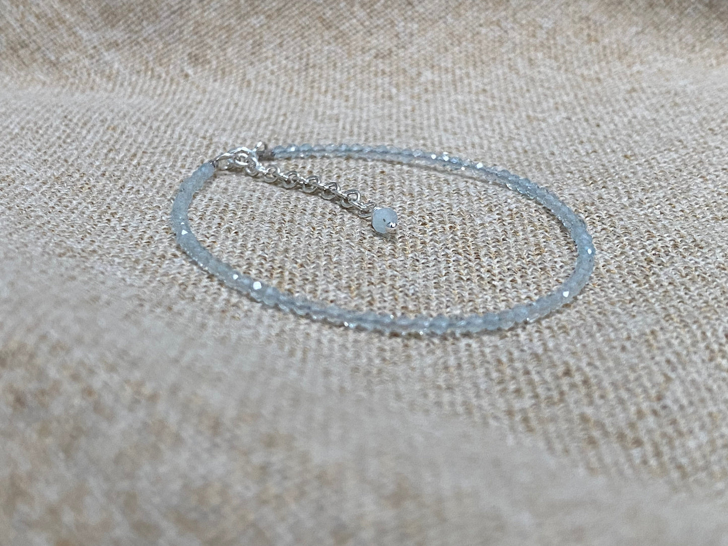 Gemstone beaded bracelet - Sky Blue Topaz - November Birthstone NM47