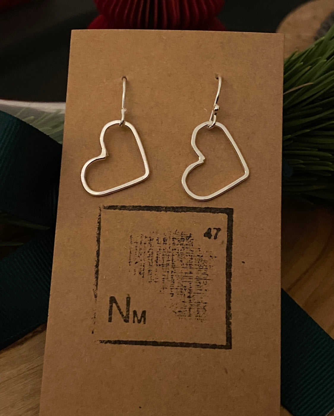 Wire heart earrings