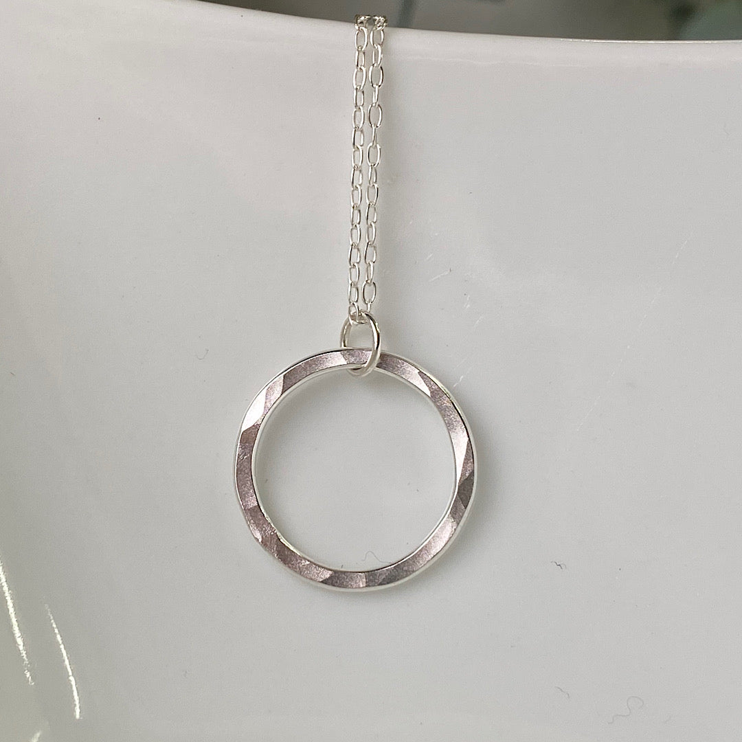 Circle Necklace NM47