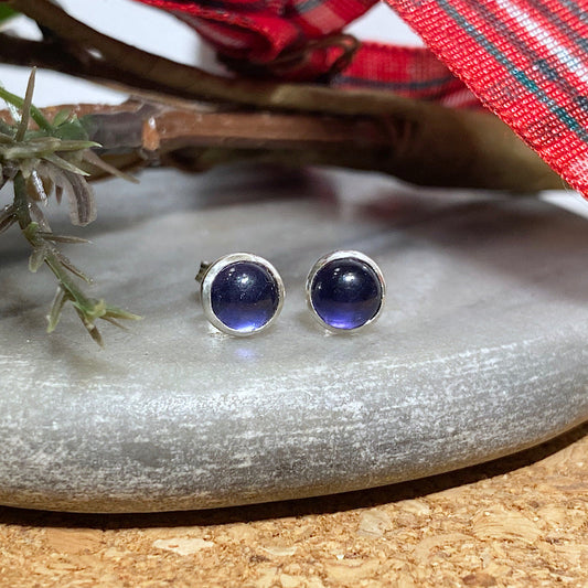 Iolite studs NM47