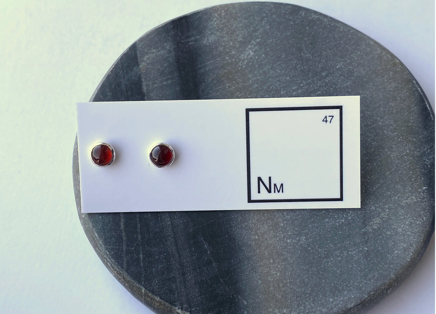 Garnet Studs NM47