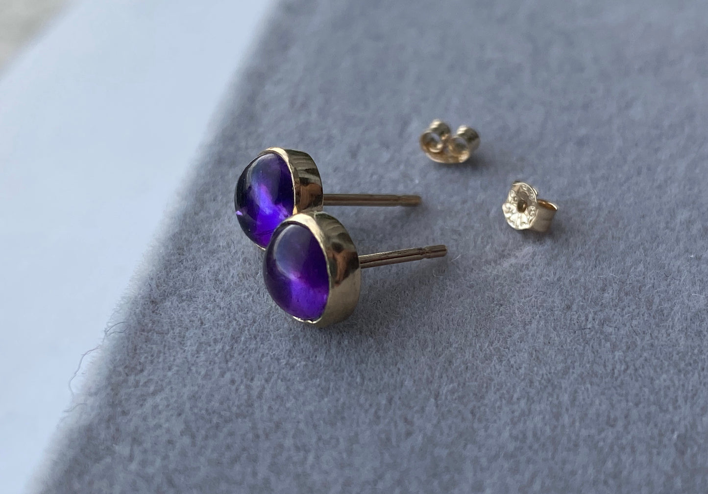 Solid 9ct gold Amethyst studs