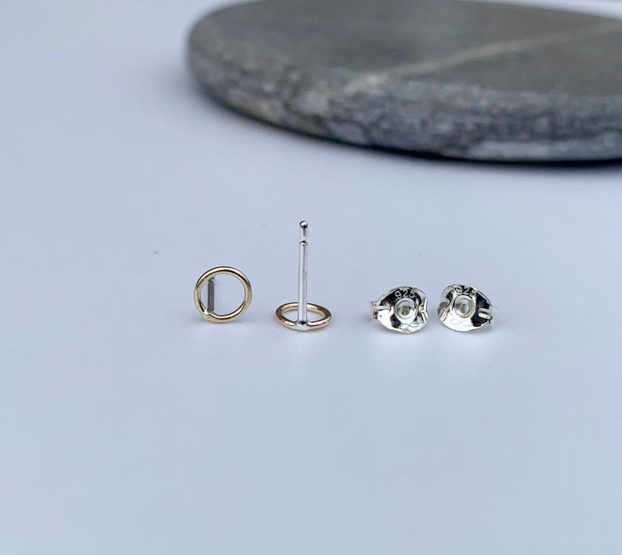 Gold circle studs NM47