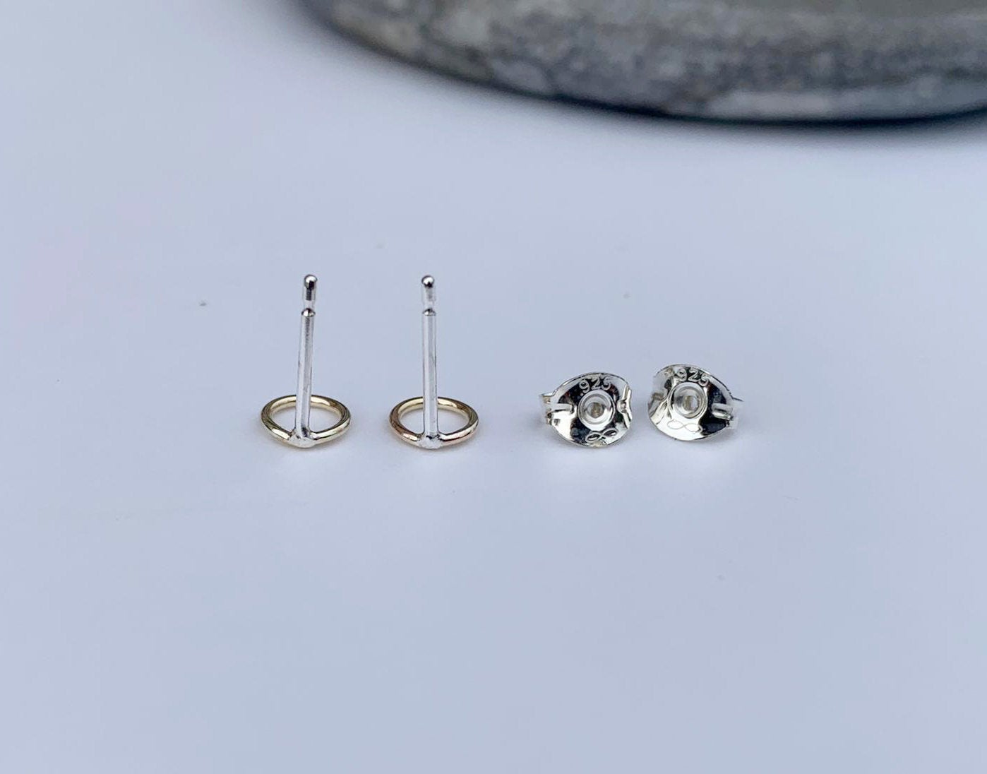 Gold circle studs NM47