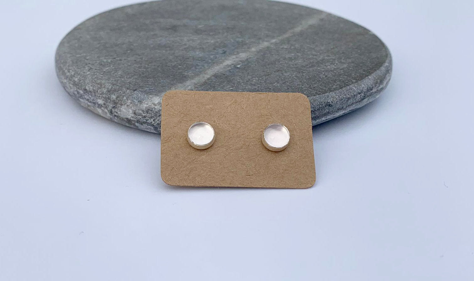 Rose quartz studs NM47