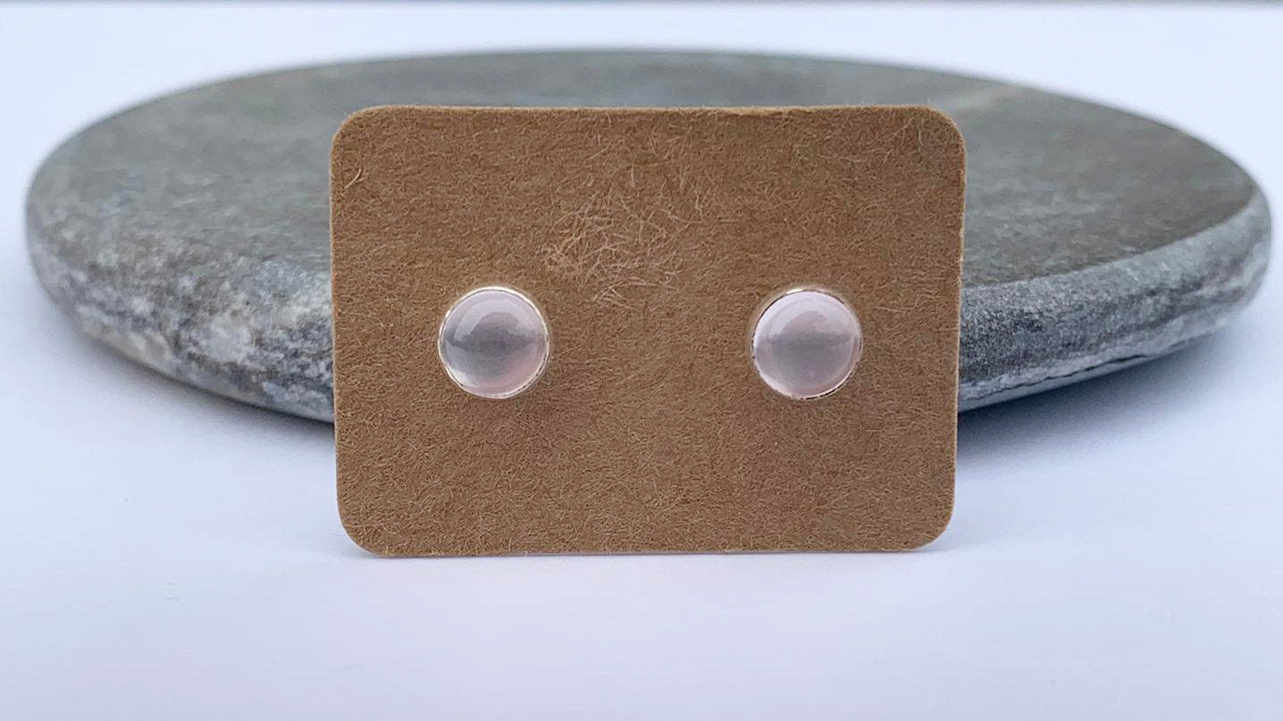 Rose quartz studs NM47