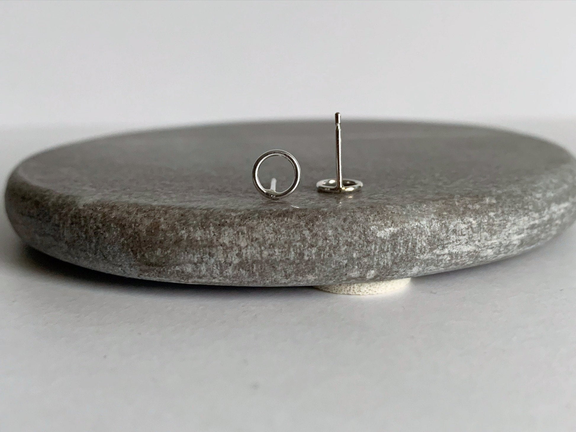 Simple silver circle earrings NM47
