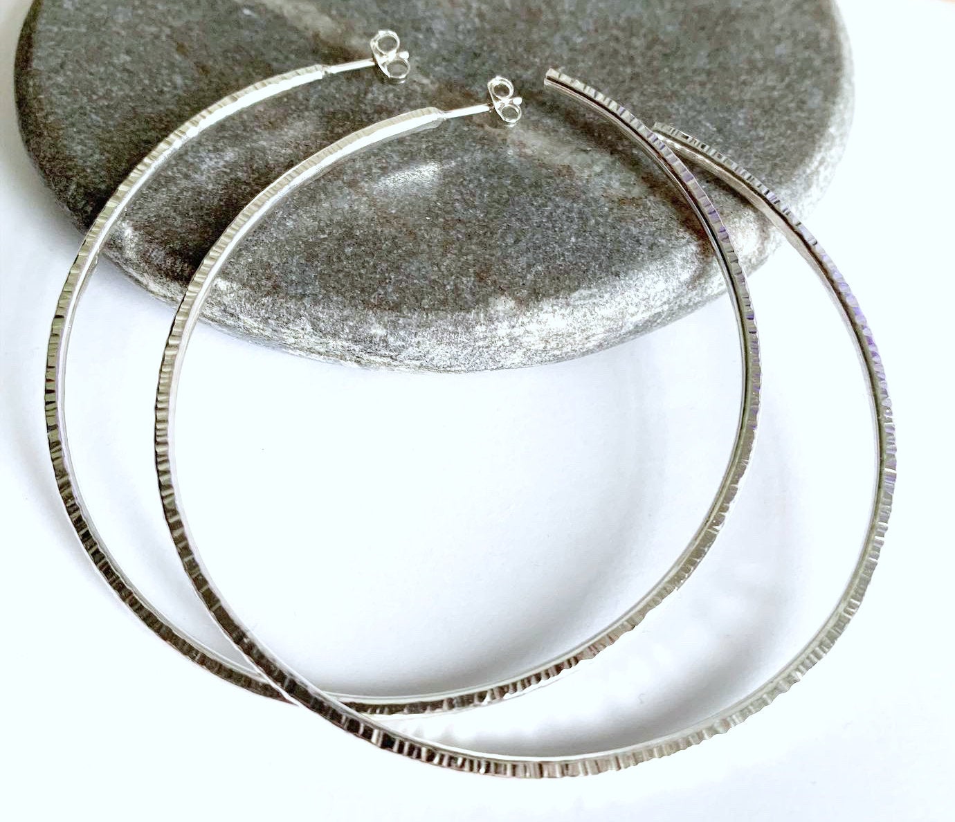 XL Sterling silver heavy hammered hoops NM47