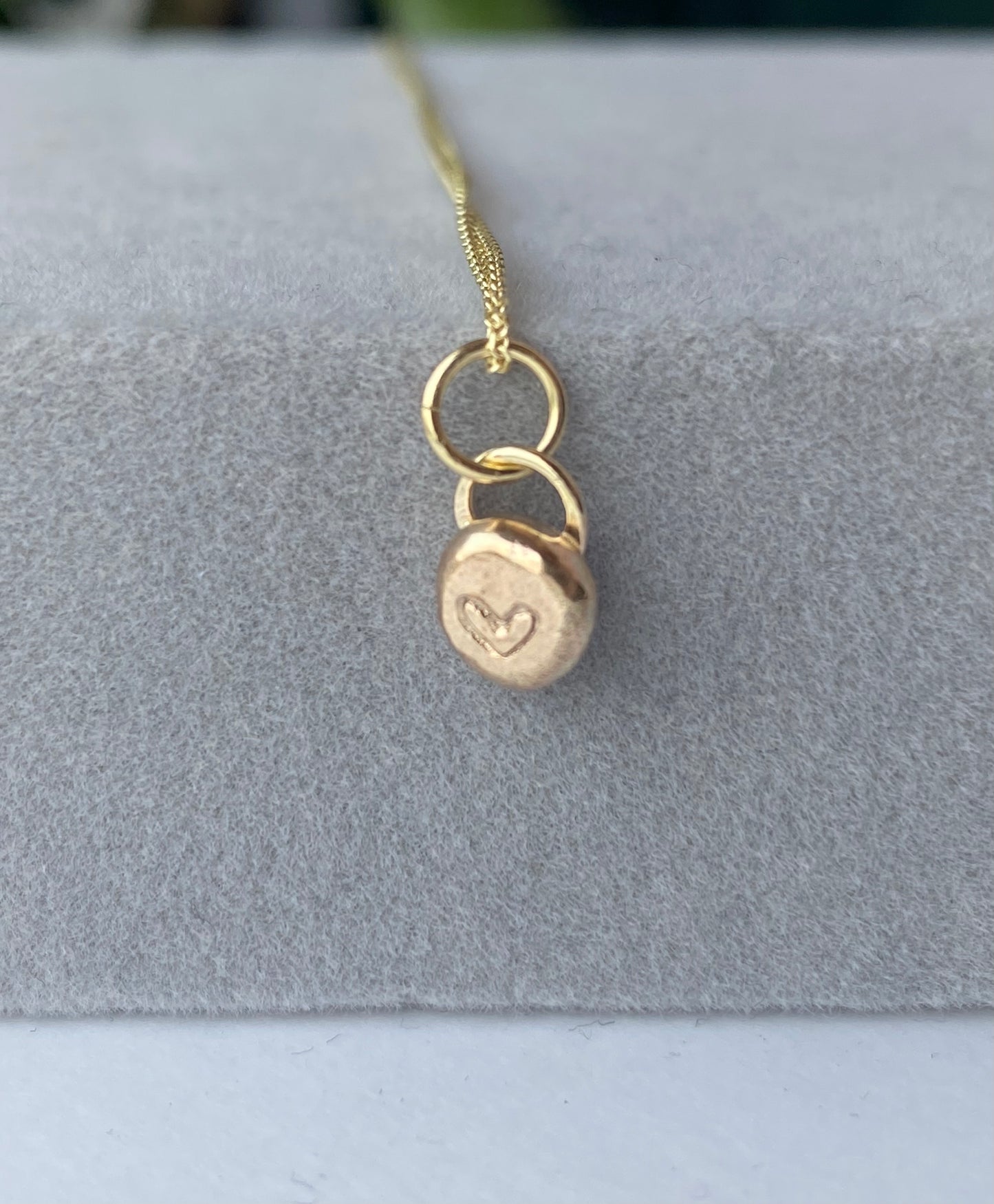 Solid 9ct yellow gold nugget necklace - heart
