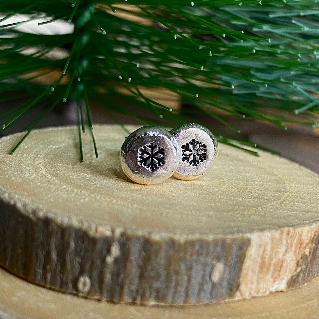 Recycled snowflake nugget studs