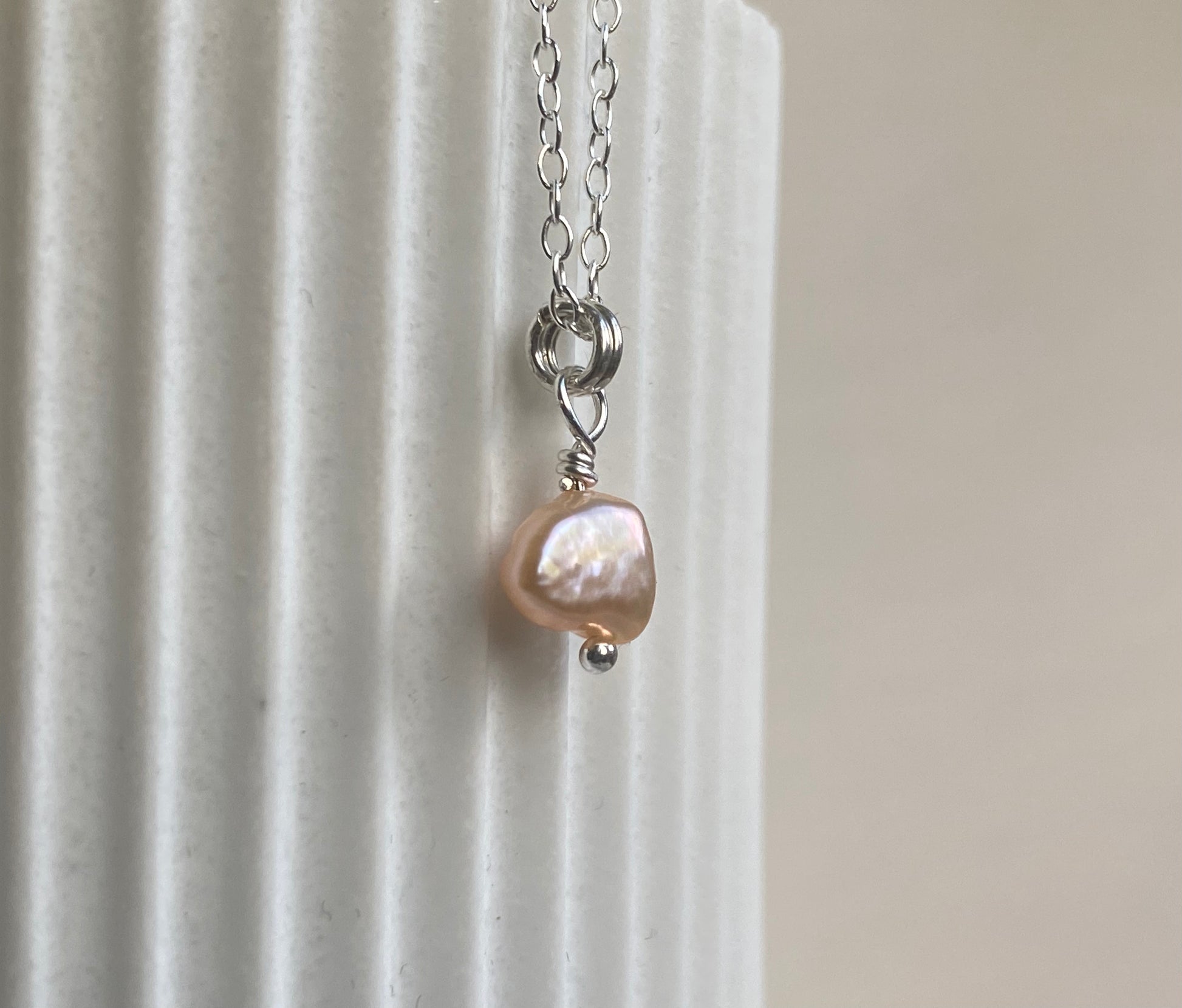 Peach Pearl necklace NM47