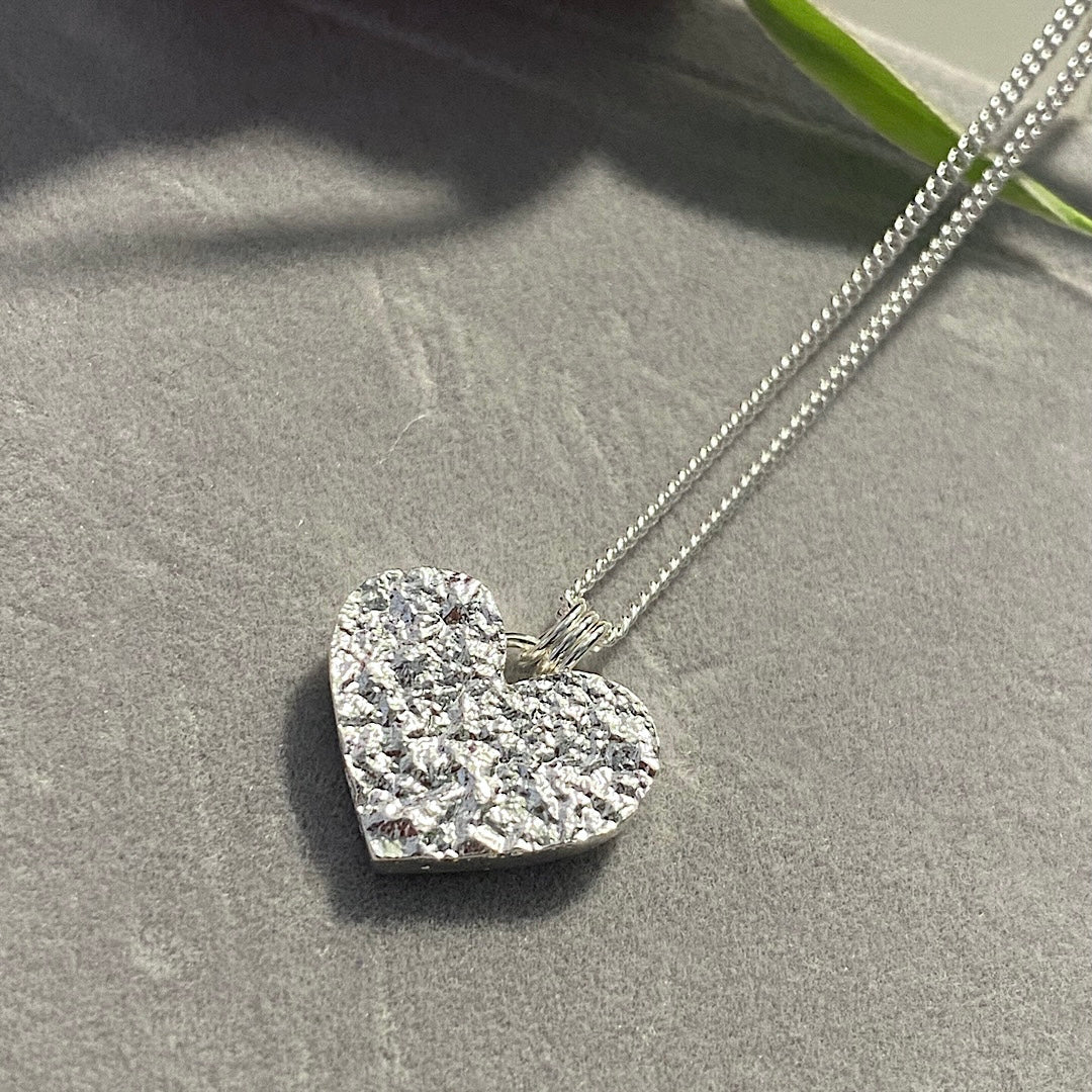 Solid heart necklace